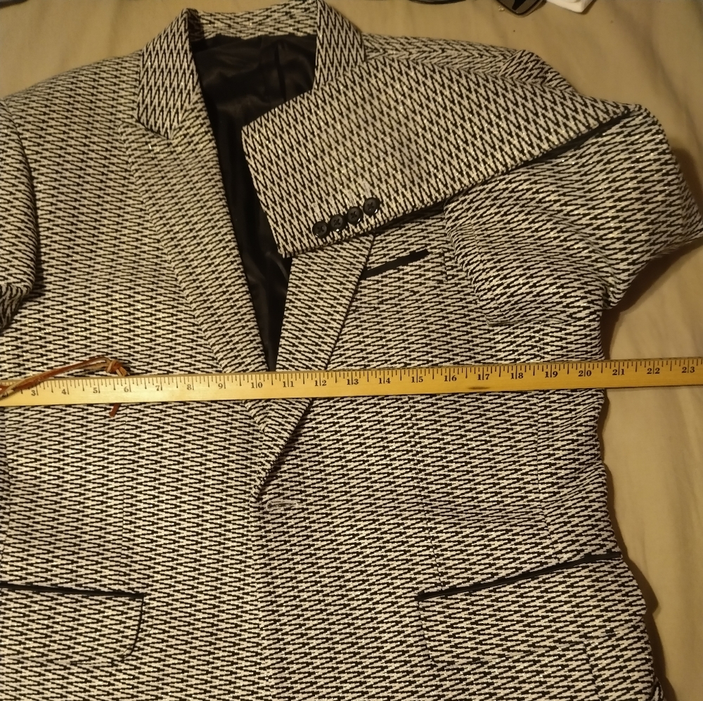 Jacket - Picture 3 of 7
